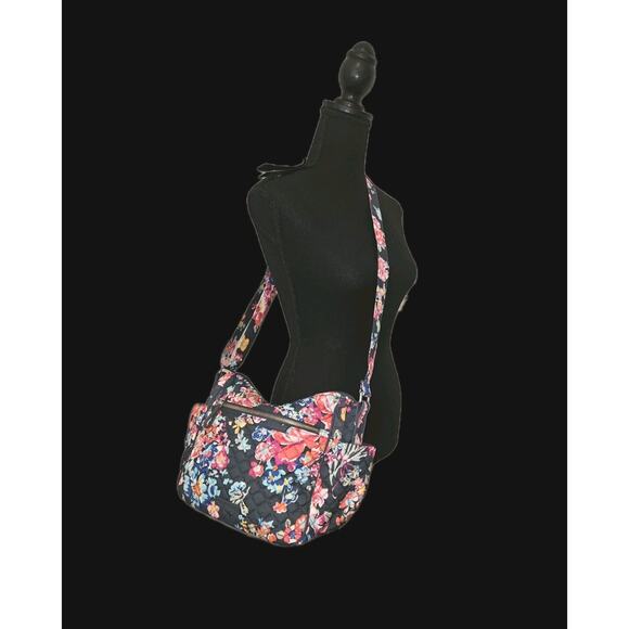 NWOT! Vera Bradley On The Go Quilted Handbag Floral Pattern 13x10x5 - Picture 2 of 11